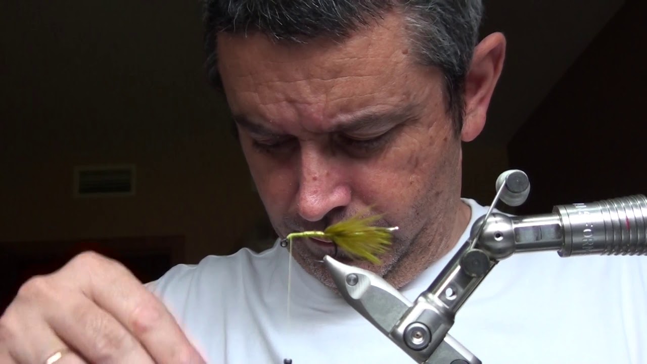 Una mosca muy sencilla para carpas.....