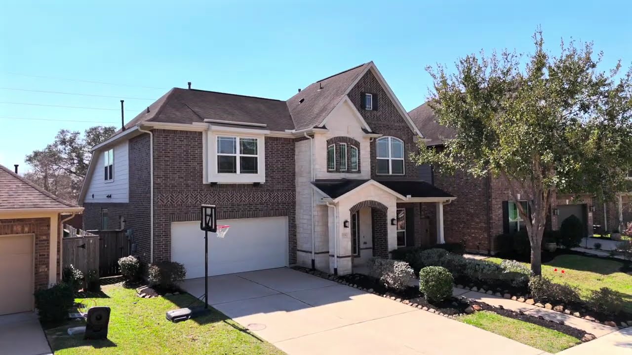 10143 Deerpark Dr