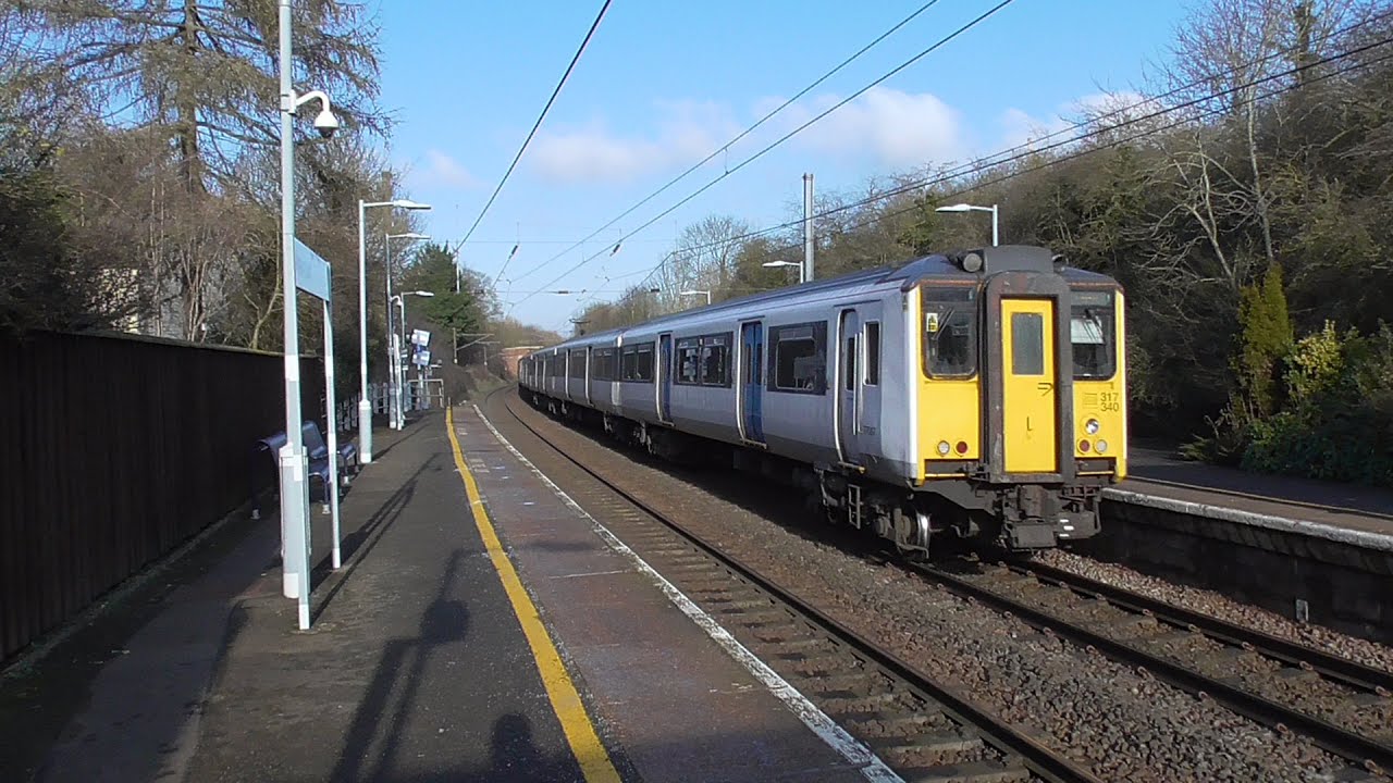 Trains at: Newport (Essex) - WAML - 21/1/20