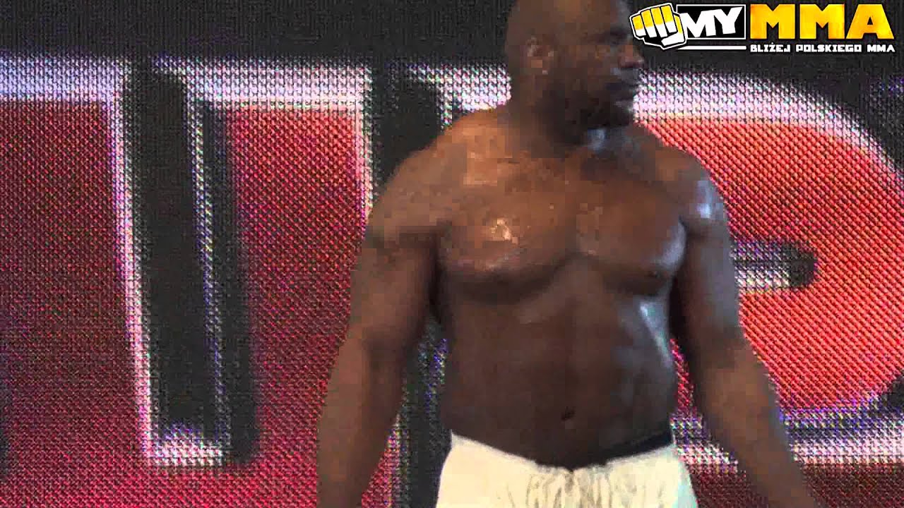 MARIUSZ PUDZIANOWSKI vs BOB SAPP - ważenie przed KSW 19 - Amfiteatr, Bemowo, Warszawa 9.05.2012 r.