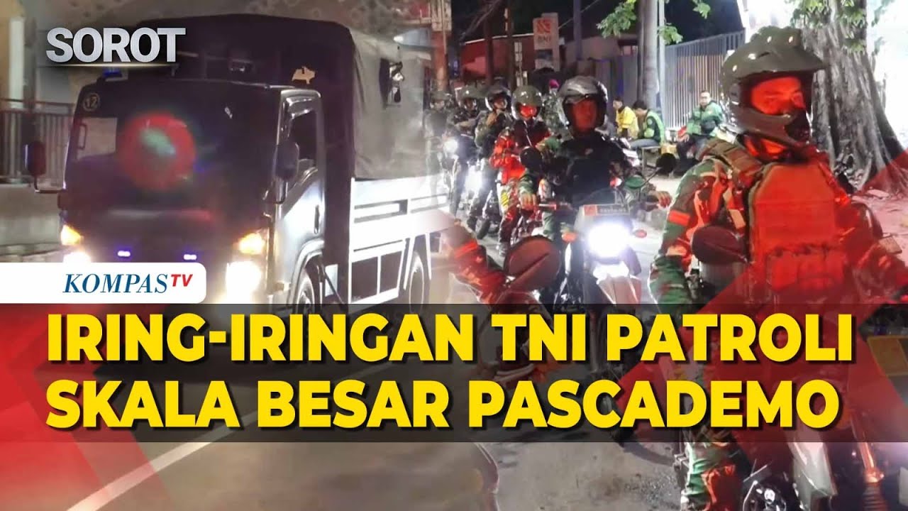 Iring-iringan TNI Patroli Malam di Jakarta usai Gelombang Demo