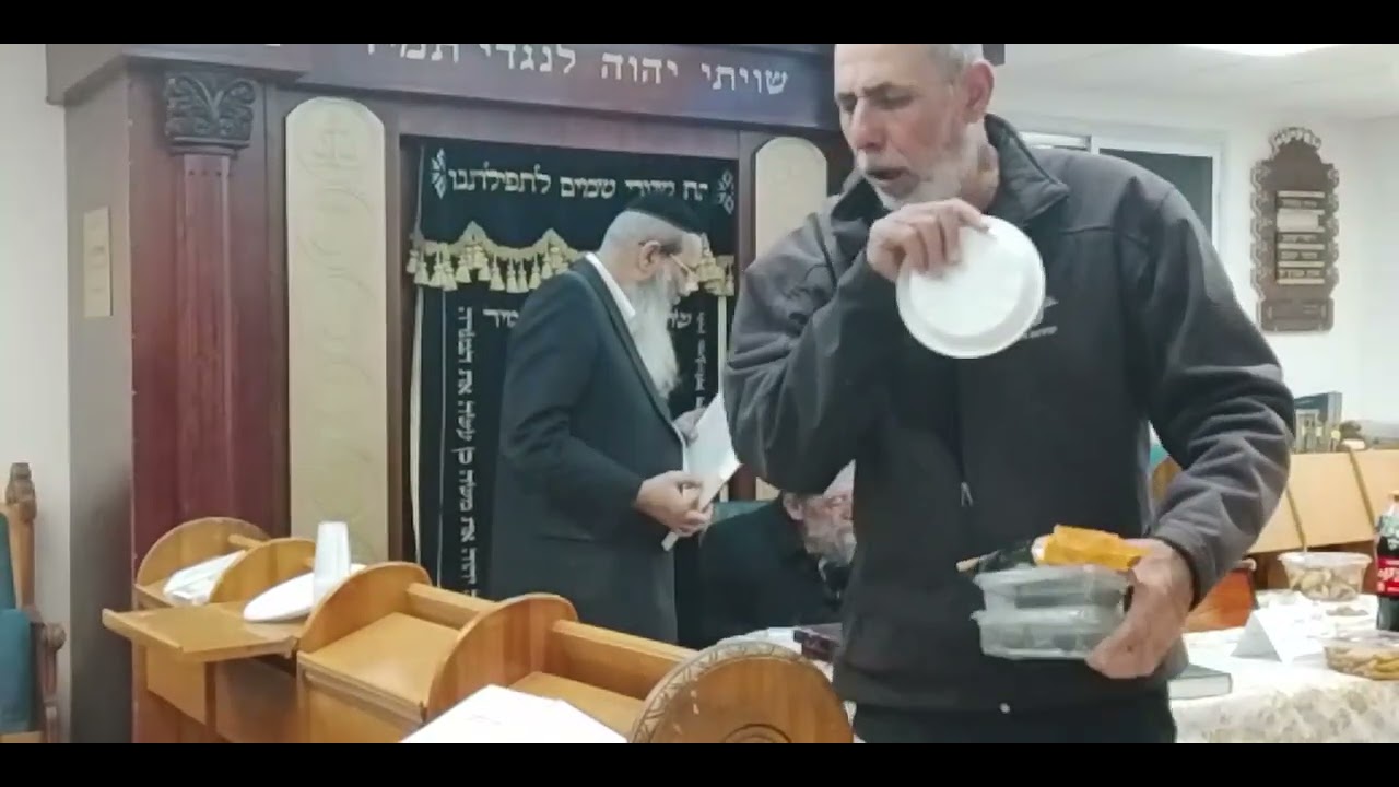 טו) תקציר 
