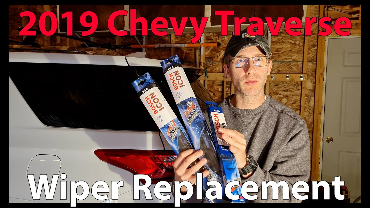 Замена щеток стеклоочистителя Chevrolet Travers 2019 года