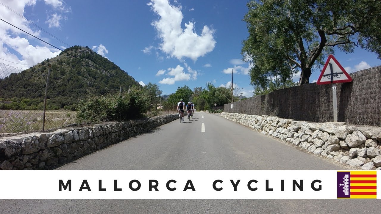 Mallorca Cycling in the sun, Stopped in Petra for Lunch