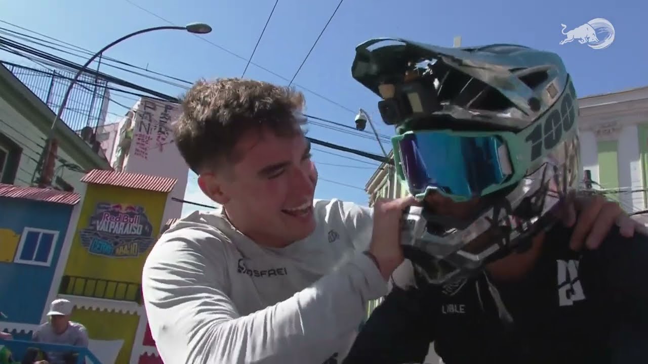 Bajada final RED BULL VALPARAISO Cerro Abajo 2025 -