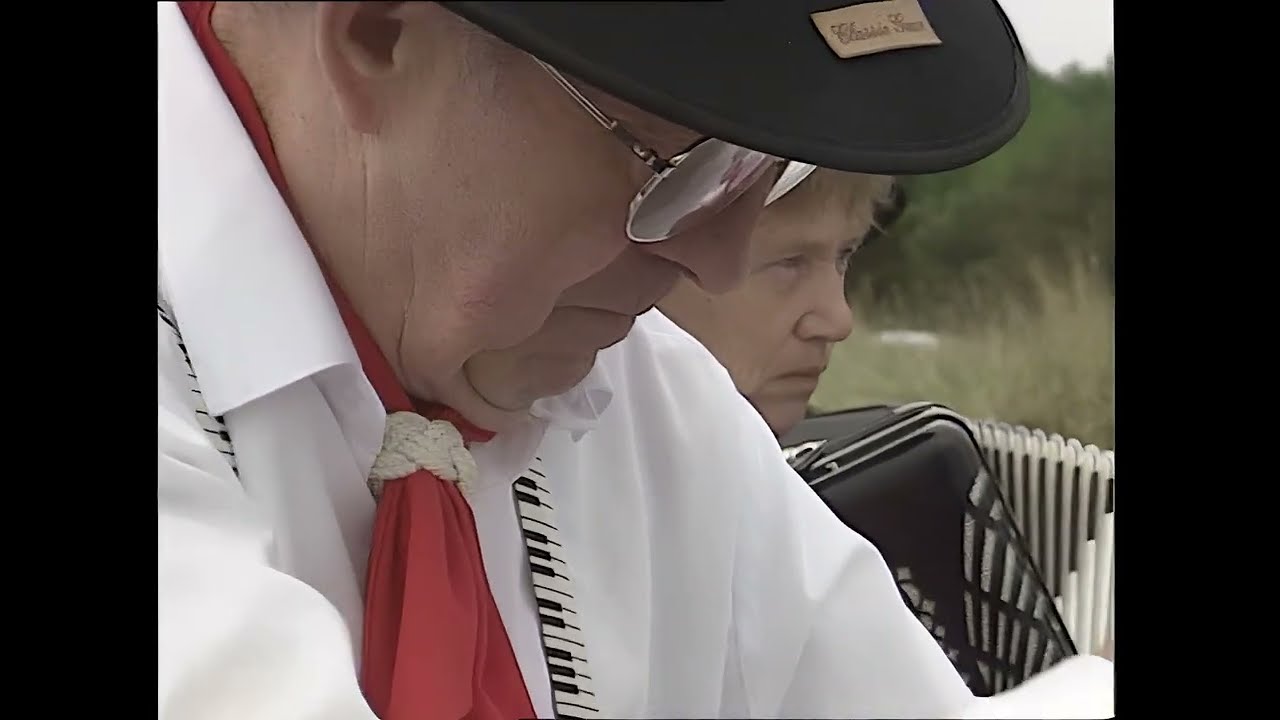 LINDESNES TREKKSPILLKLUBB- HANS VALLENES & ASBJØRN SANDVIK 