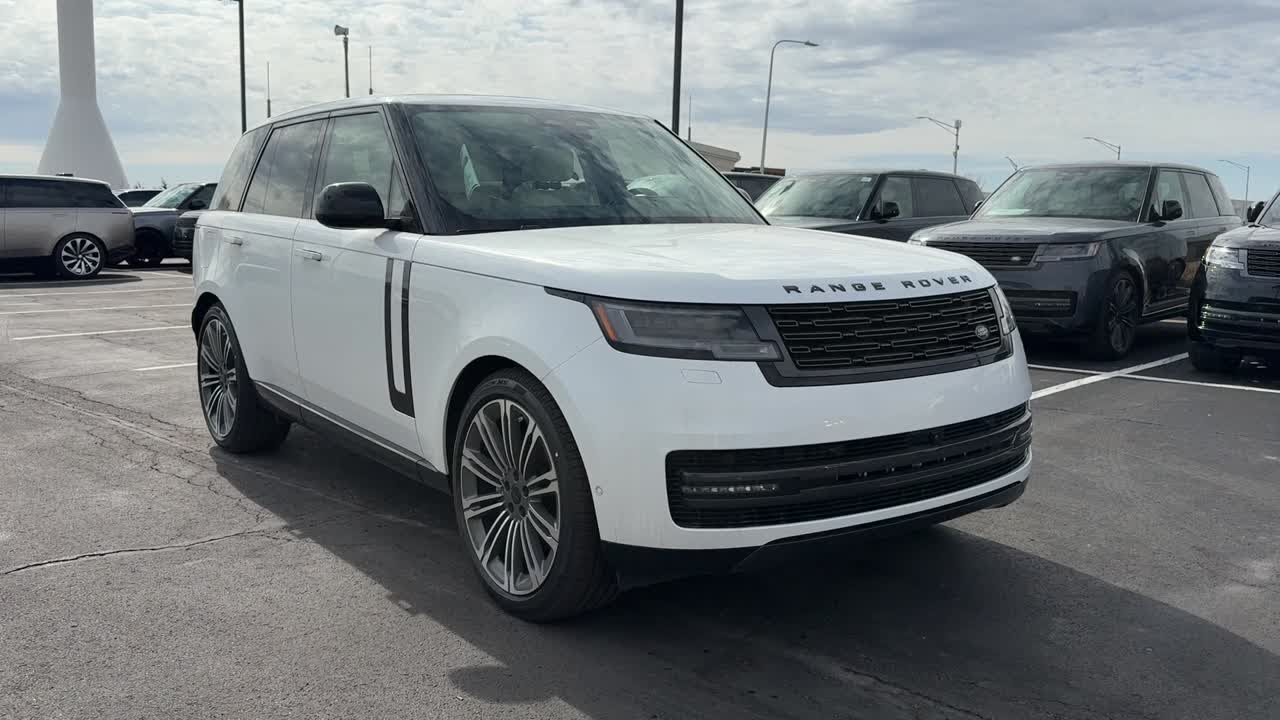 2026 Land Rover Range Rover SE Naperville, Glen Ellyn, Downers Grove, Oak Brook, Oswego, North ...