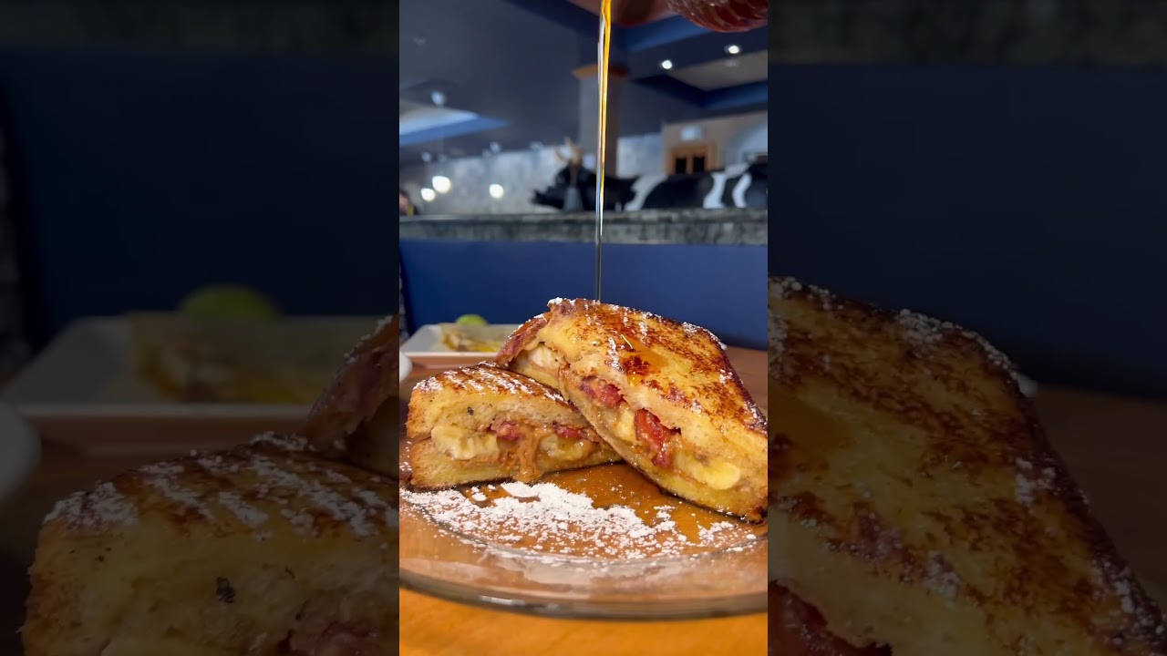 Have you ever tried STUFFED FRENCH TOAST? From Toasted Gastrobrunch in Las Vegas