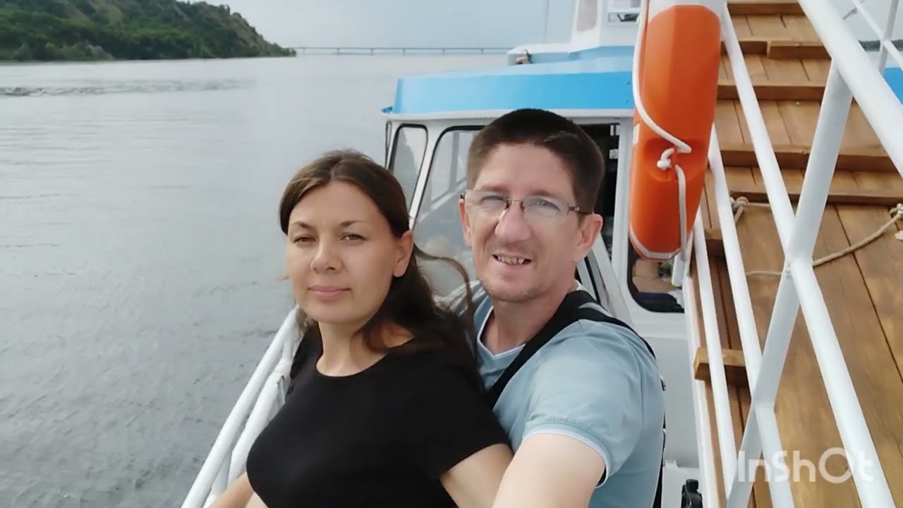 Саратов - Прогулка по Волге на катере.