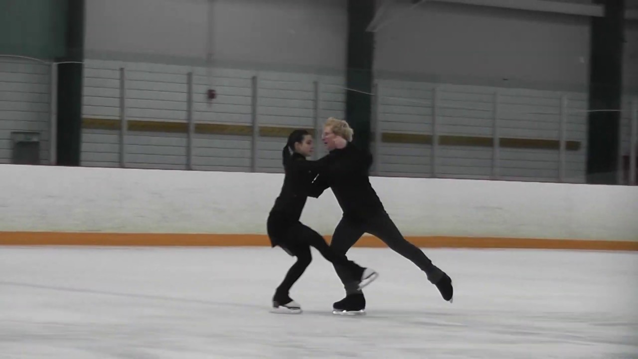 Silver American waltz ice dance passed by Diana Nightingale partnered by Rob R. Dec 2019 @ Hayden