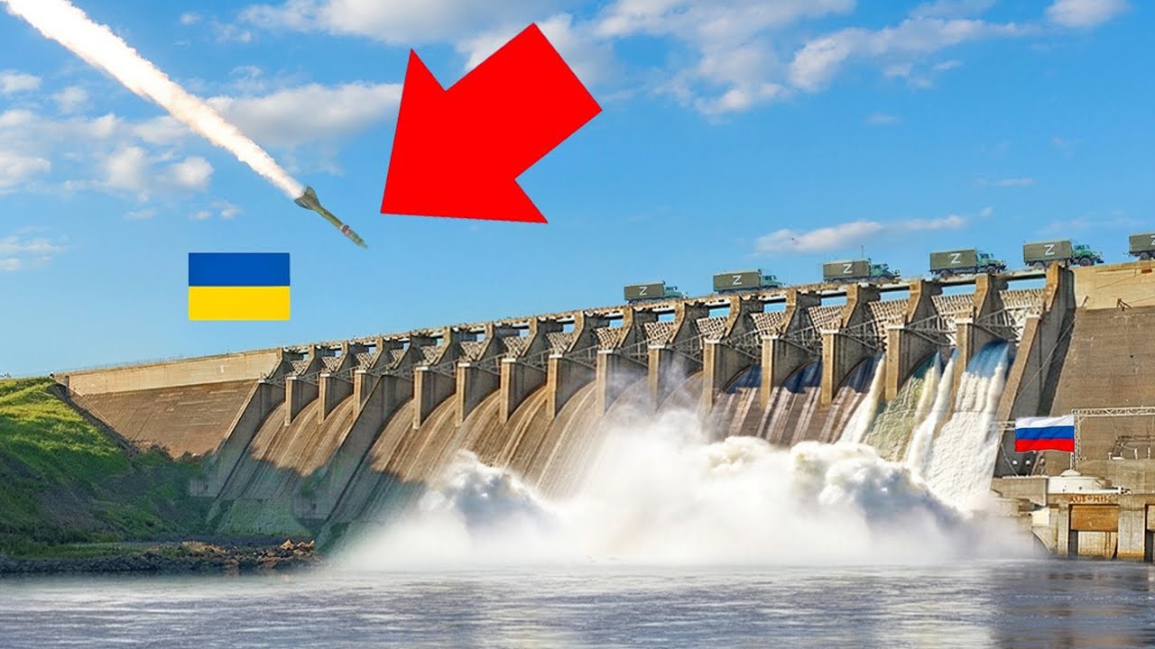 Смотрите, как украинский самолет уничтожает российскую плотину