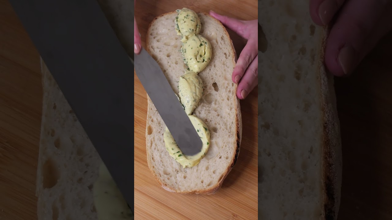 Cheesy garlic bread