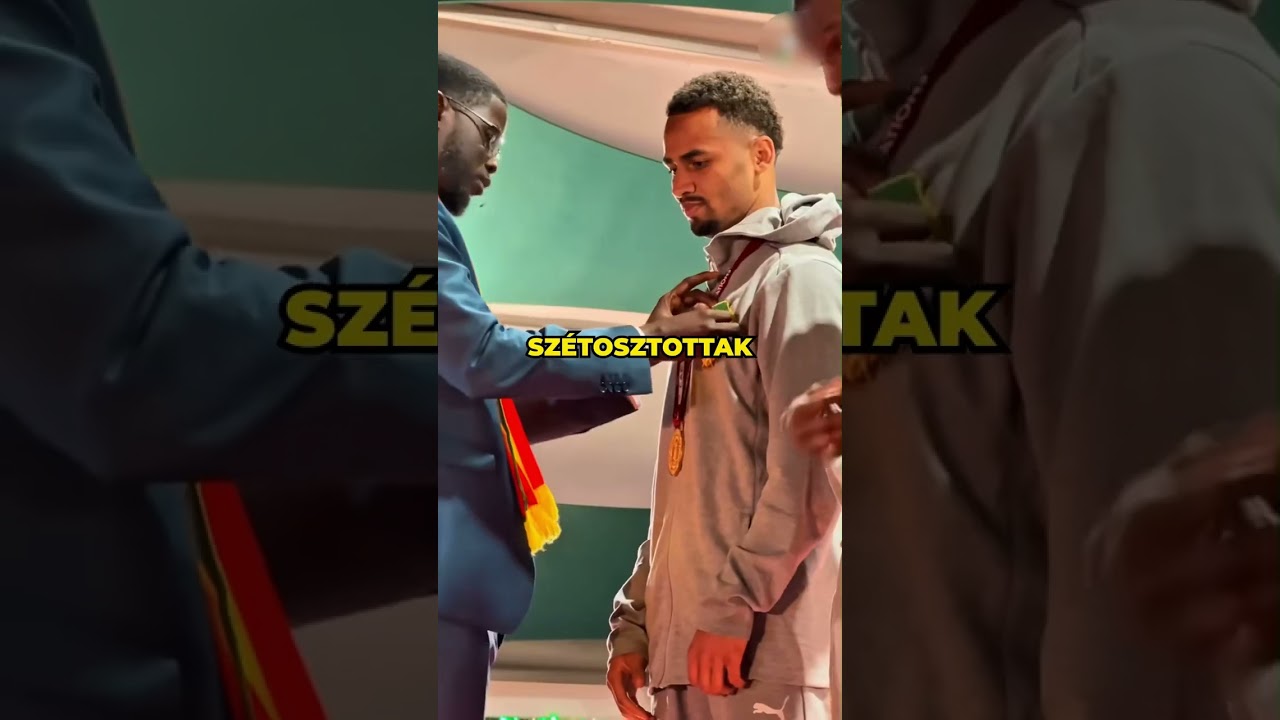Ezzel aj&aacute;nd&eacute;kozta meg Szeneg&aacute;l a futballist&aacute;it.