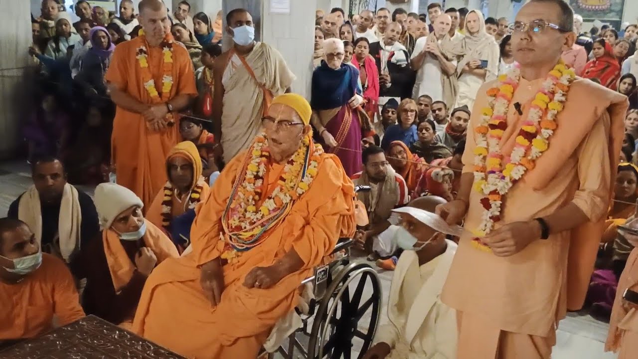Oath taking Ceremony of HG Vasu Srestha Prabhu from HH Jayapataka Swami Maharaj 30th November 2024