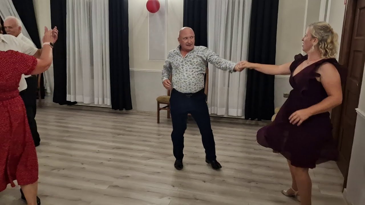 WSPANIALE Marek poprowadził Sylwię po parkiecie - ta para jest wyjątkowa!