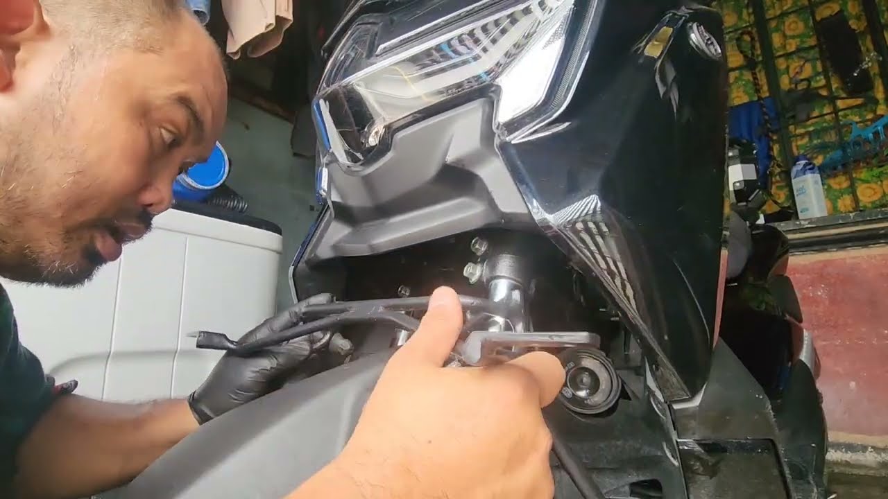 How to install RM bracket for nmax v3