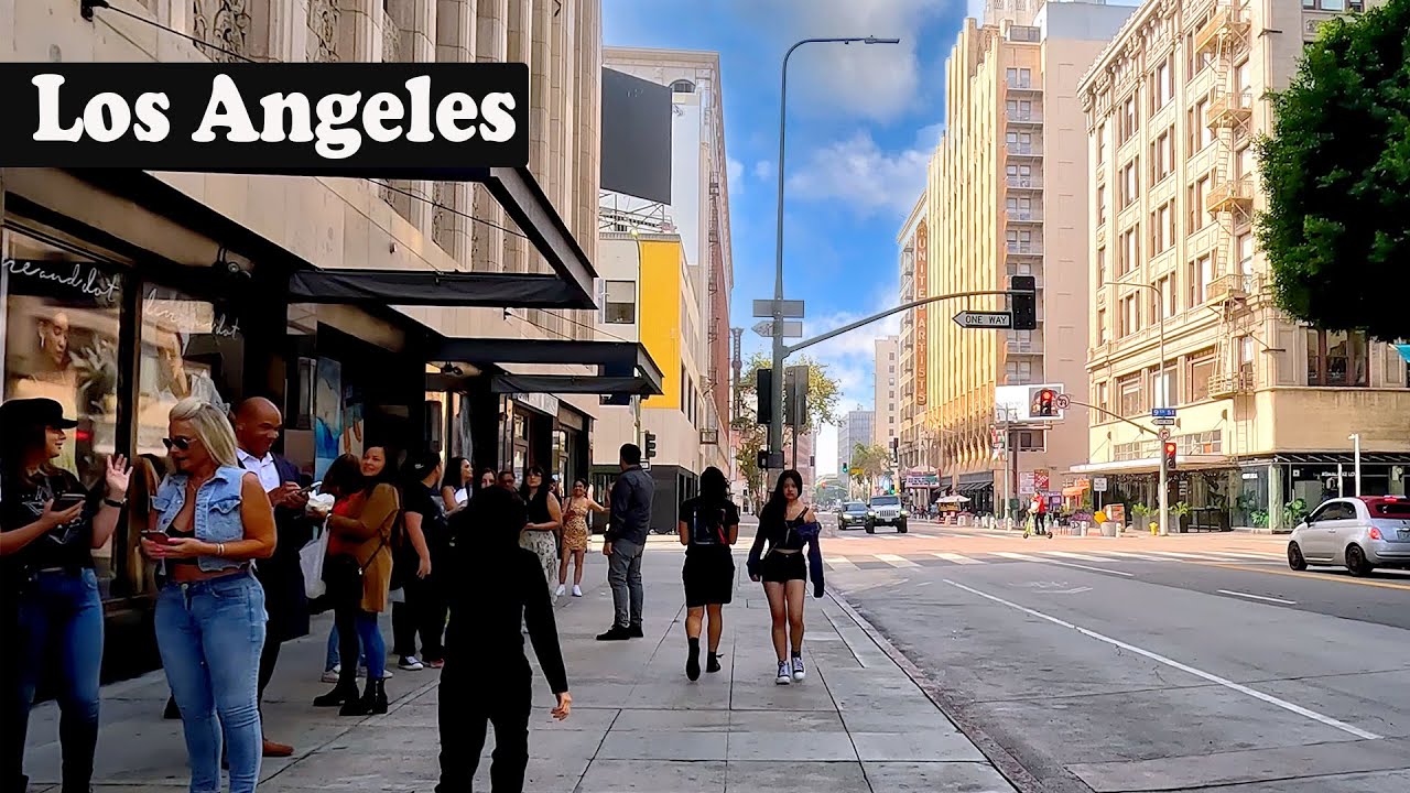 Downtown Los Angeles Virtual Walking tour - California - USA | S. Broadway | The Last Bookstore