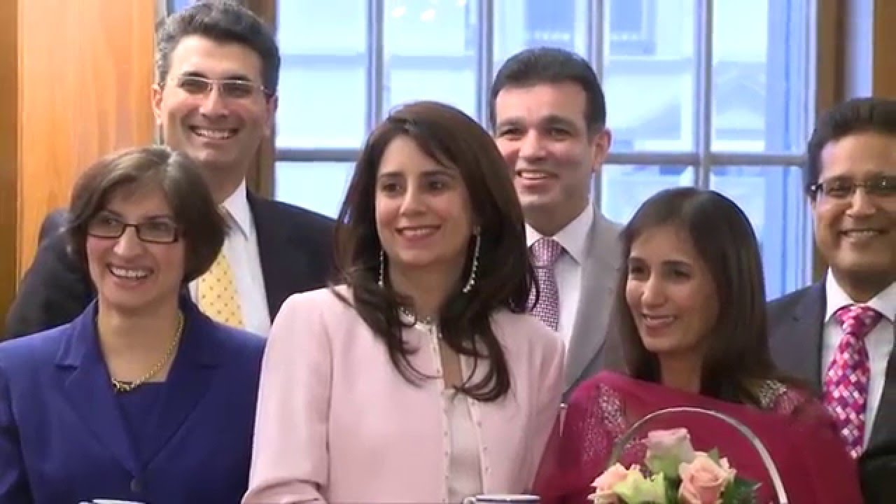 Mawlana Hazar Imam and Prince Charles visit the Ismaili Centre, London : TheIsmaili.org