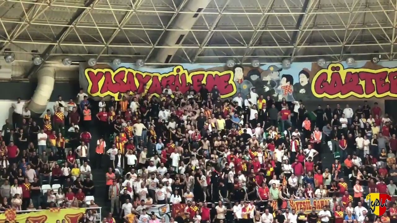 YALI | Göztepe'miz-Uşak Basket Tribün Hikayesi