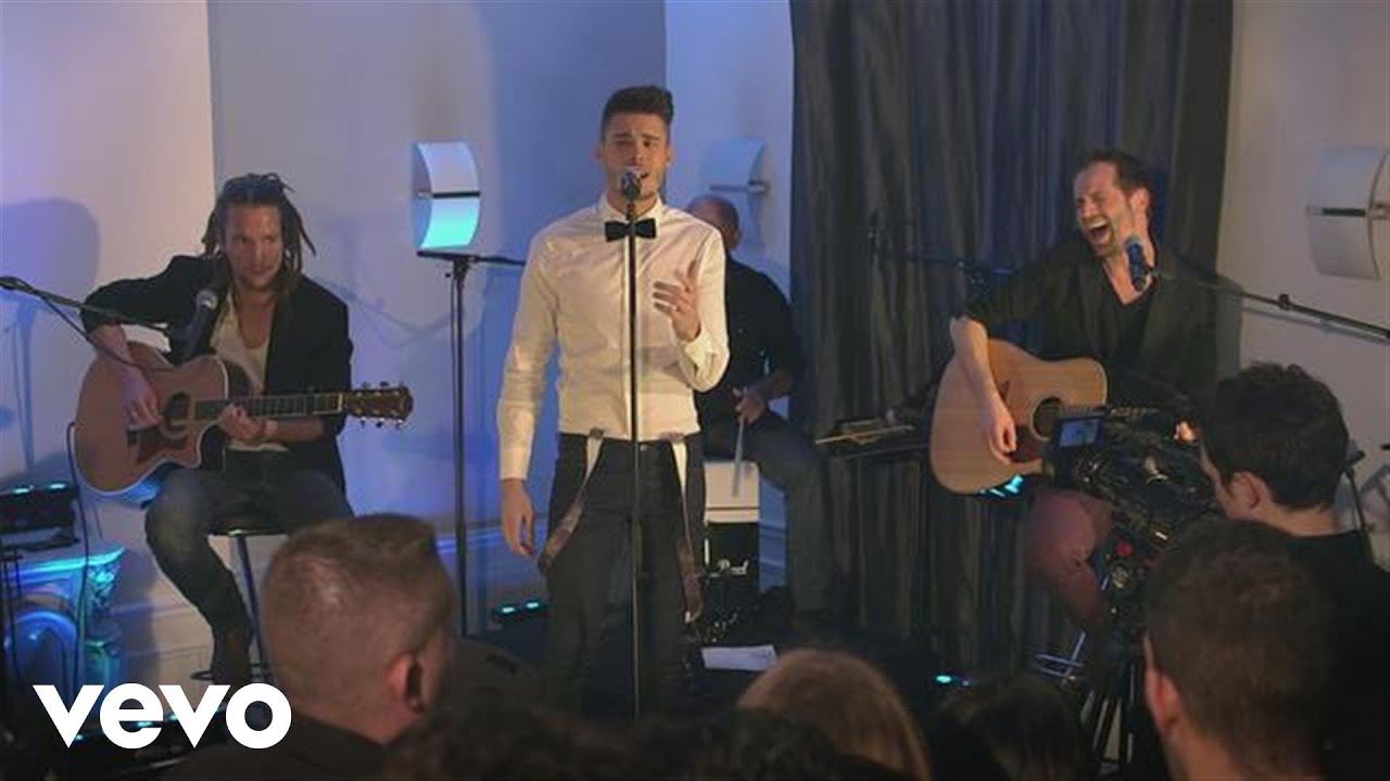Baptiste Giabiconi - Demain (Showcase à l'Appart Lafayette 2014)