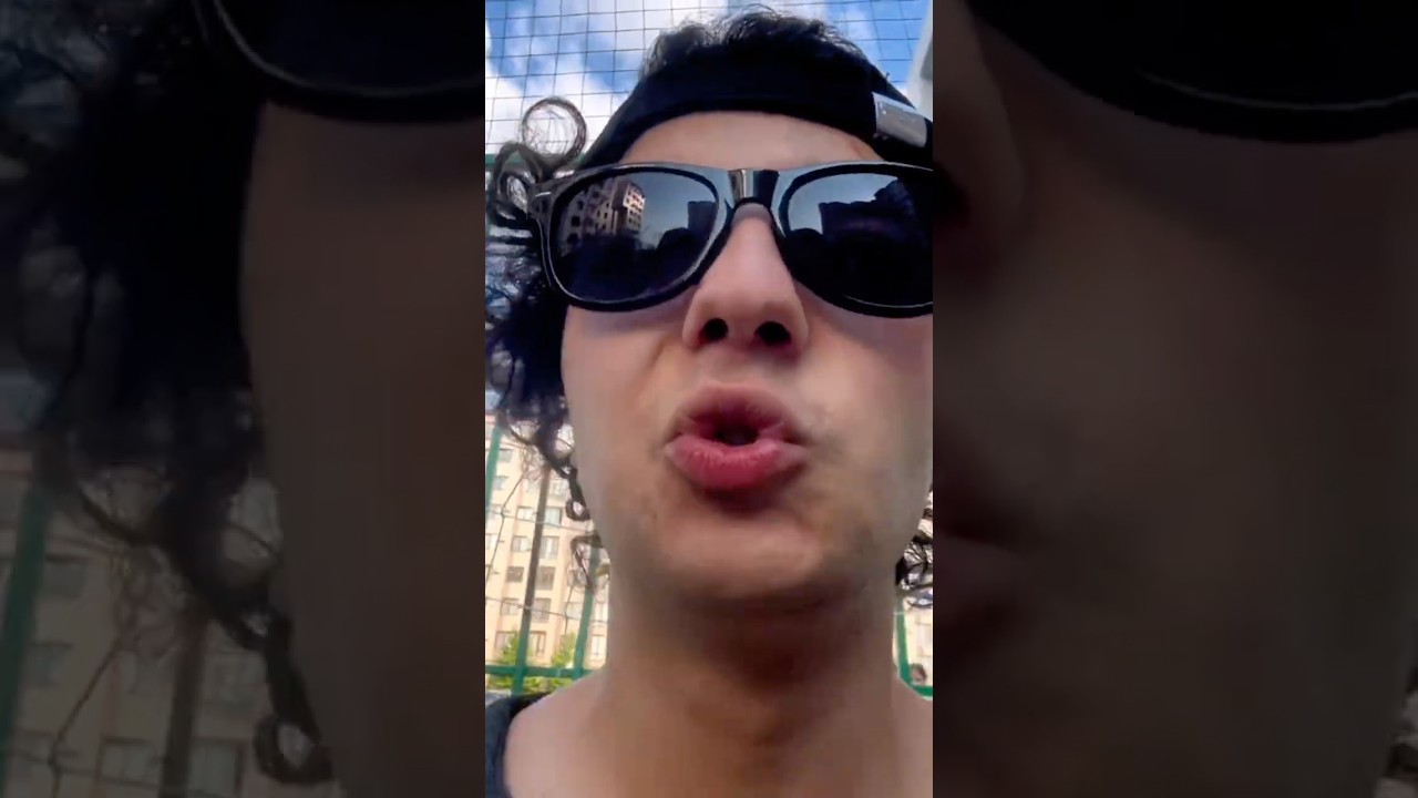 Даже не пытайся понять. 