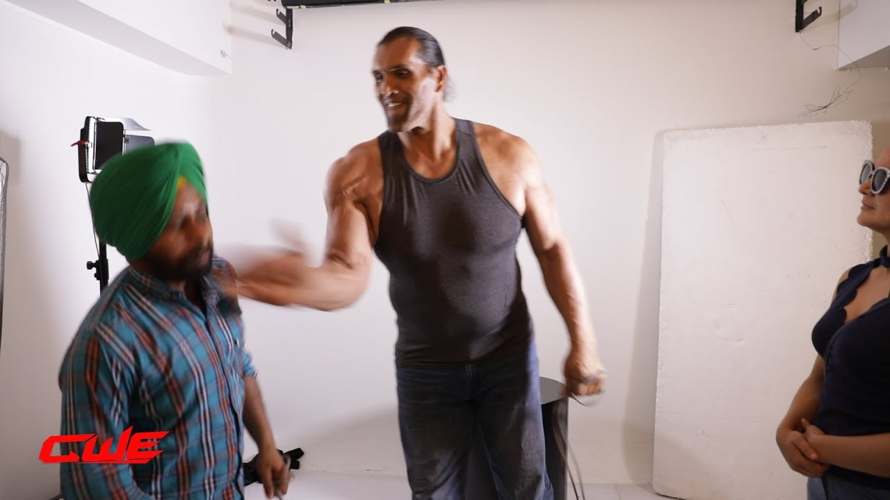 CWE | This guy interrupt Khali and he Slapped him