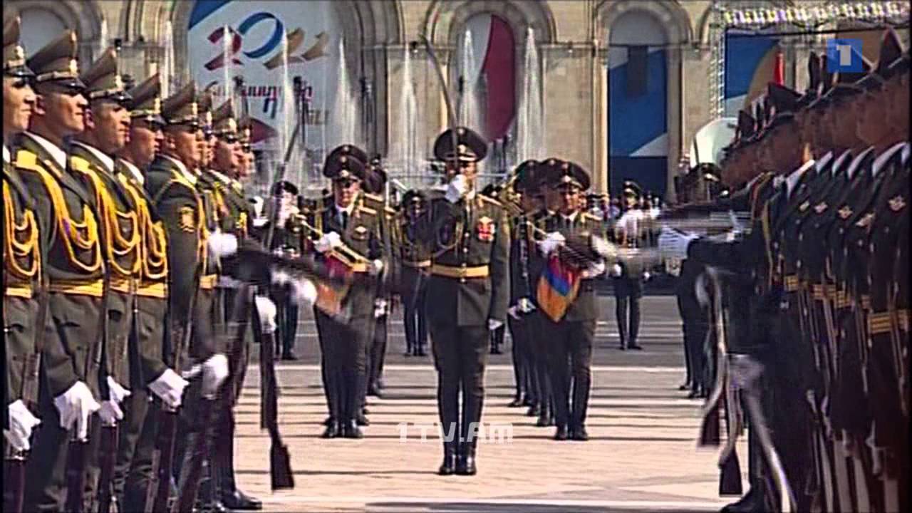 Զինվորական նվագախմբի տղաները