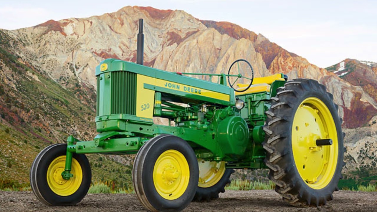 John Deere 520 History