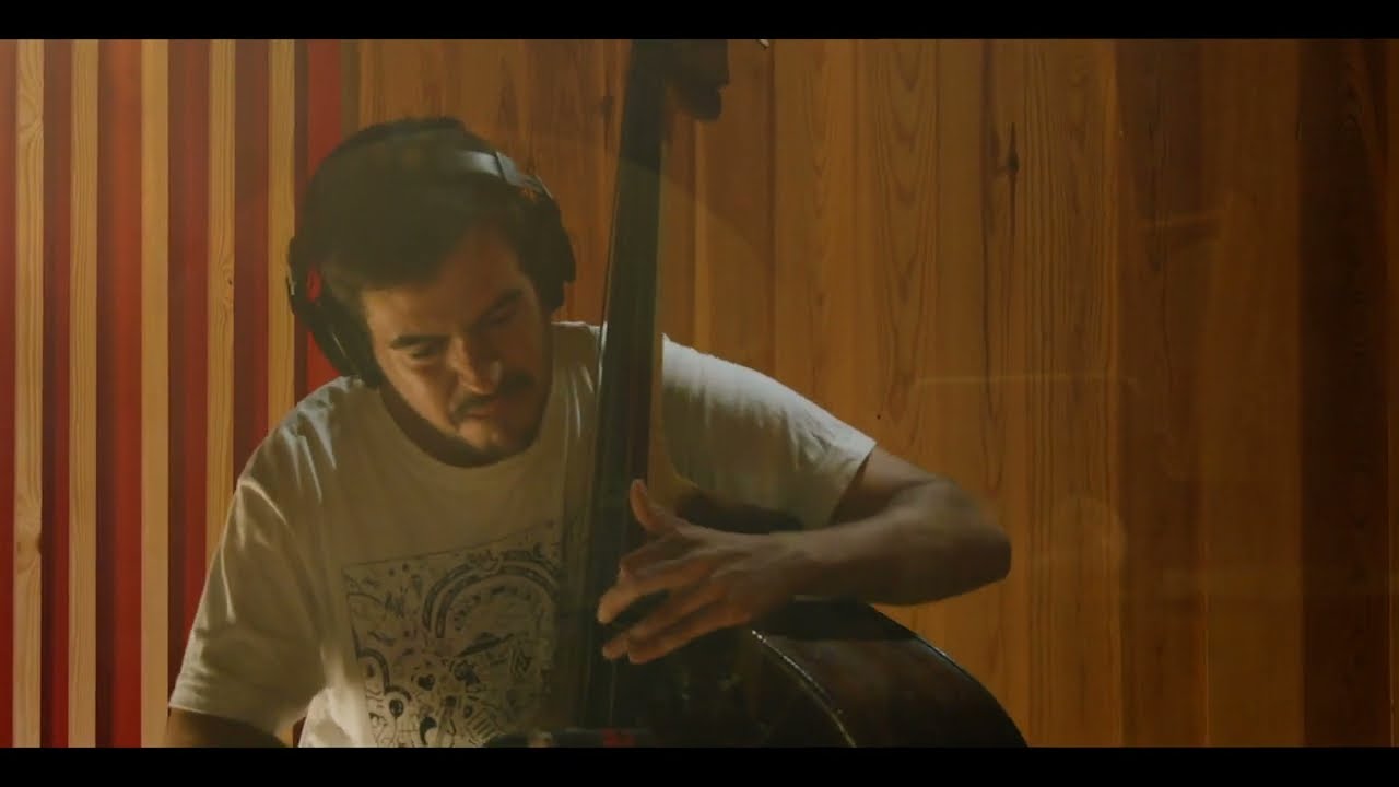 Wajdi Riahi Trio - Piano In The House