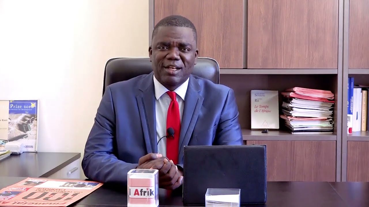 PRESENTATION DE FINANCIAL AFRIK