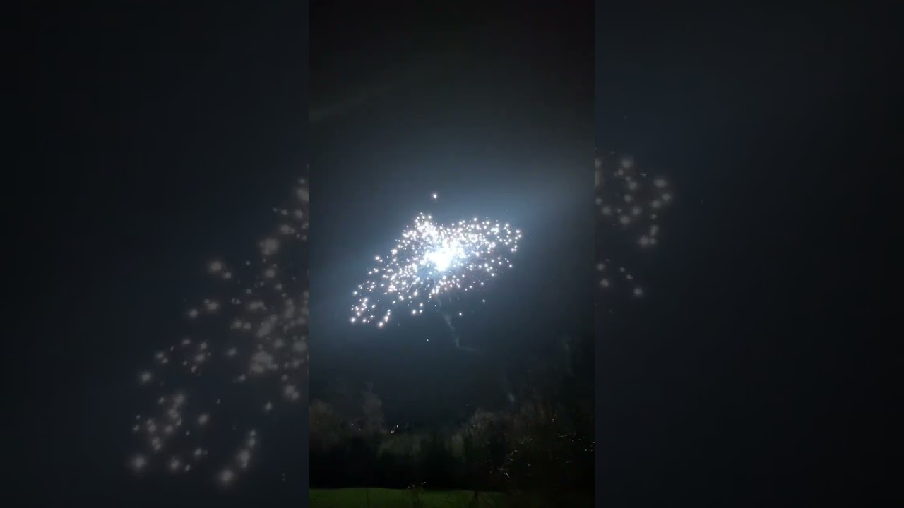 Zink 910 Wei&szlig;e Blinker #fireworks #pyro #explosion