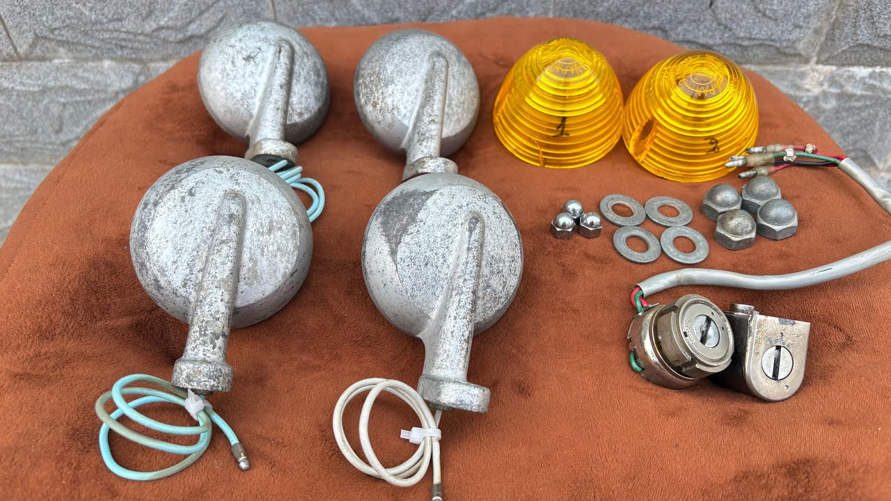Bộ tay xi nhan 67 - 2chụp xi nhan-bộ khóa điện 67-3 óc mobin sườn-bộ ốc phuộc sau 67📲Zalo 0334312243