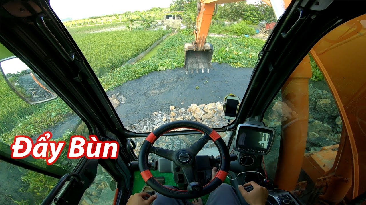 Lái Thử Máy Xúc DOOSAN DX140 San Xít Lấn Bùn Lấp Ruộng