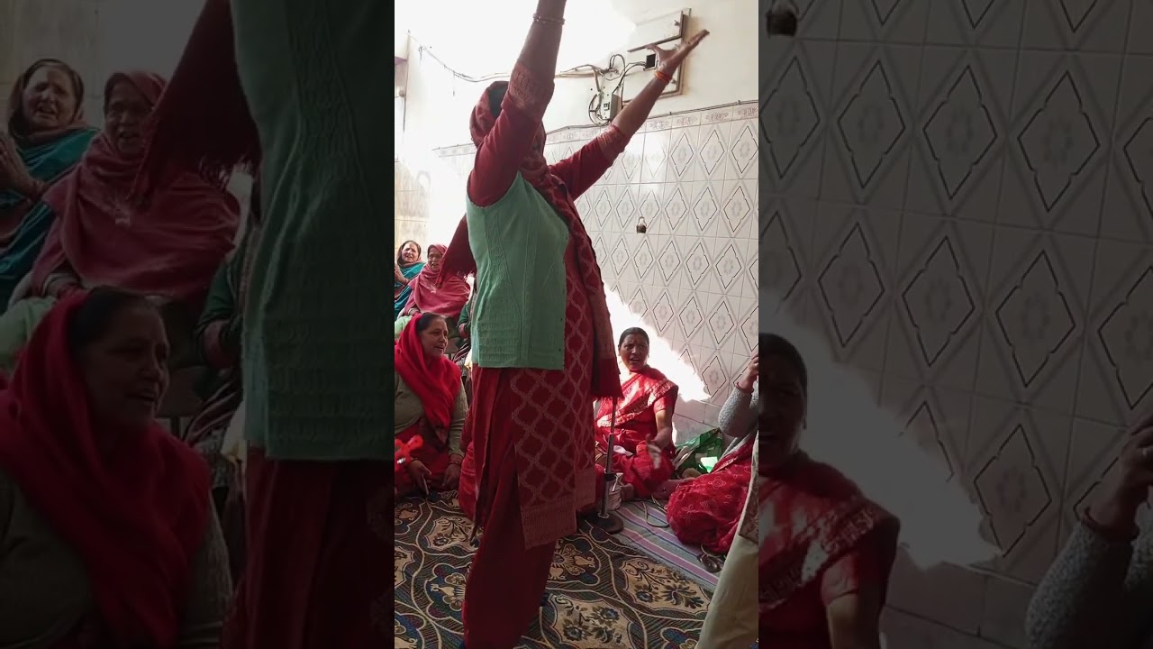 भोले बाबा का भजन बहुत ही अच्छा डांस#@ देसी ताई 1975