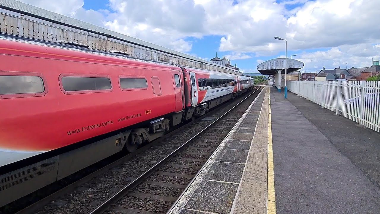 Gobowen train station, more trains usual due to engerning works on the Yorton Line PART 2