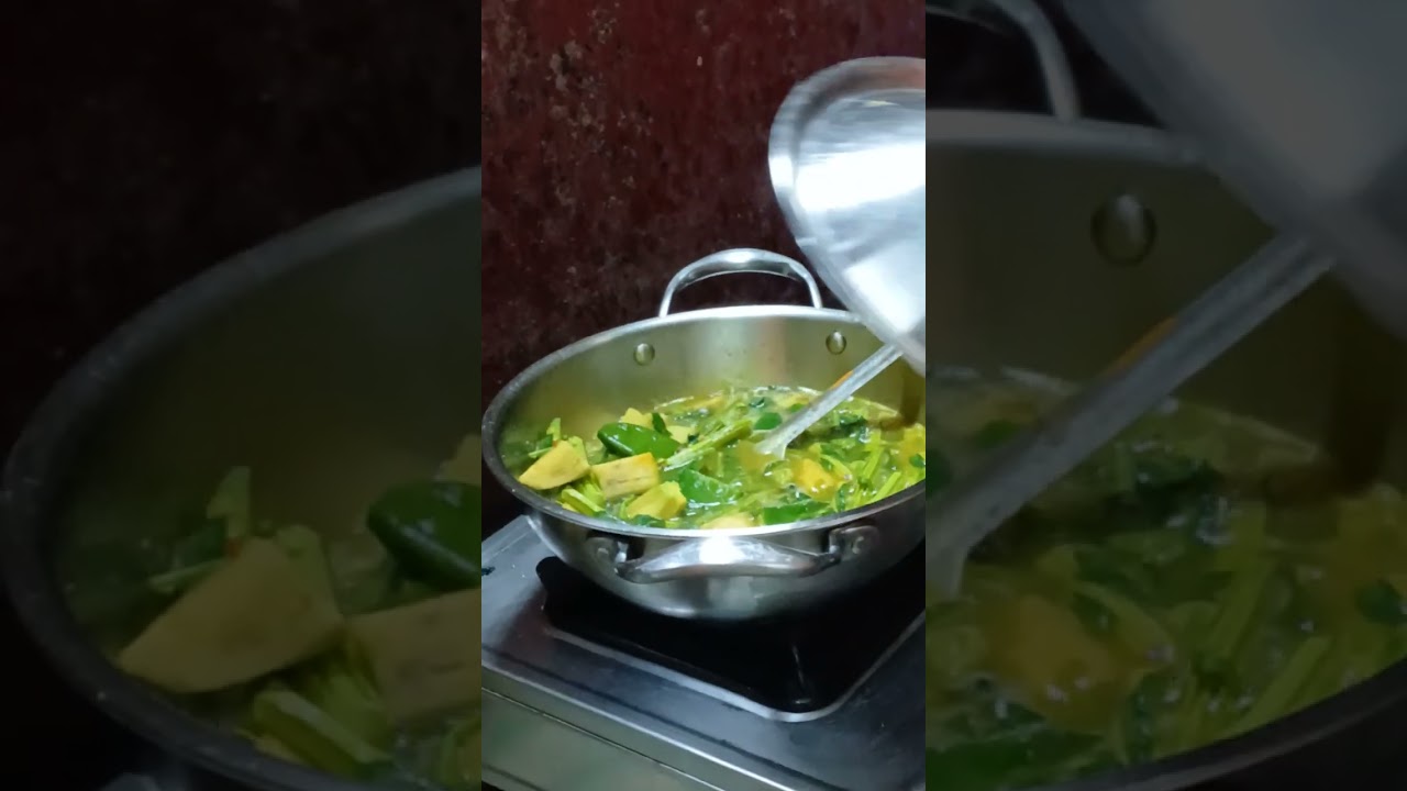 #রাঙাআলু কাঁচা কলা হেলেঞ্চা,উচ্ছে সজনে ডাঁটা ও সিম এই সবজি দিয়ে একটি  শুক্তো রান্না তৈরির পদ্ধতি।..