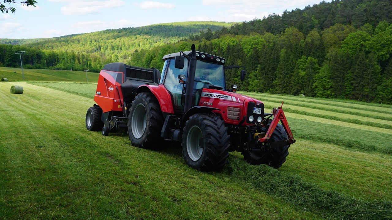 Grünfutterernte mit Massey Ferguson, Kuhn und Mengele 2021