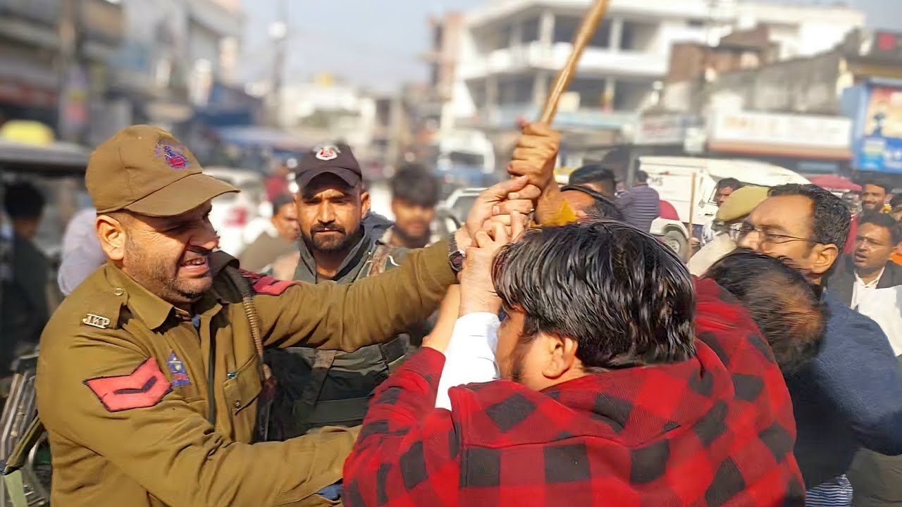 “मांगों को लेकर सड़कों पर उतरी श्री माता वैष्णो देवी संघर्ष समिति.