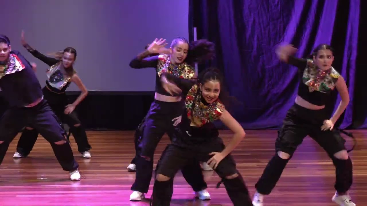 Movimiento Danza EAFIT - Madagascar