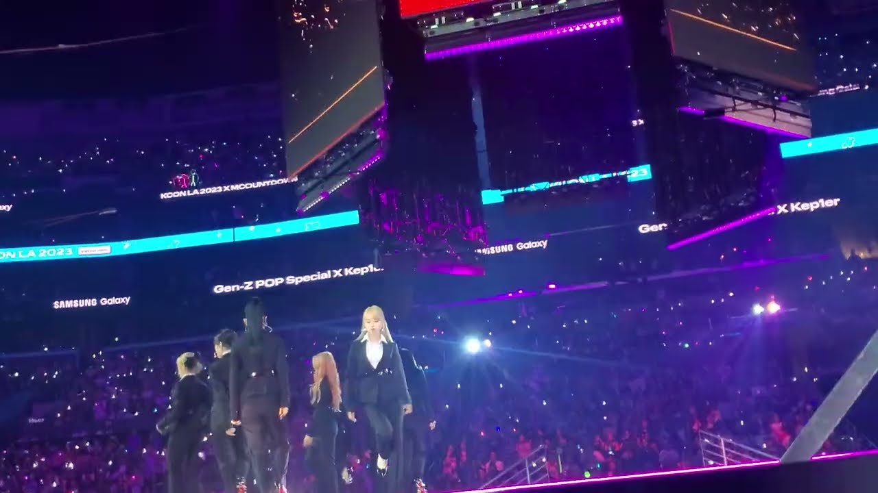 [KCON LA 2023] Kep1er - Mister (Cover) | Fancam 230819