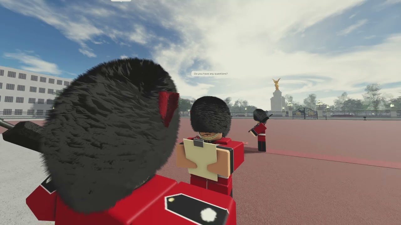 Coldstream Guards - Sentry Duties - Buckingham Palace