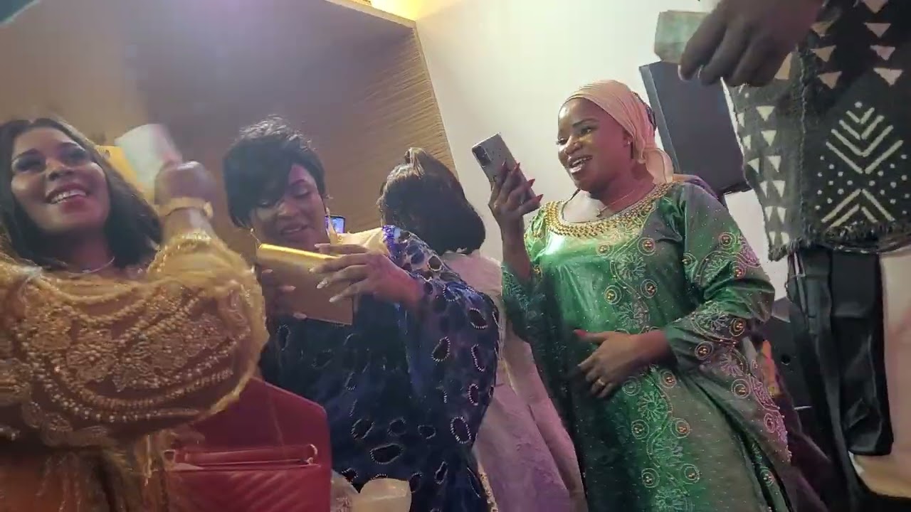 The Bunkas live in dubai# Jaato yeteye song