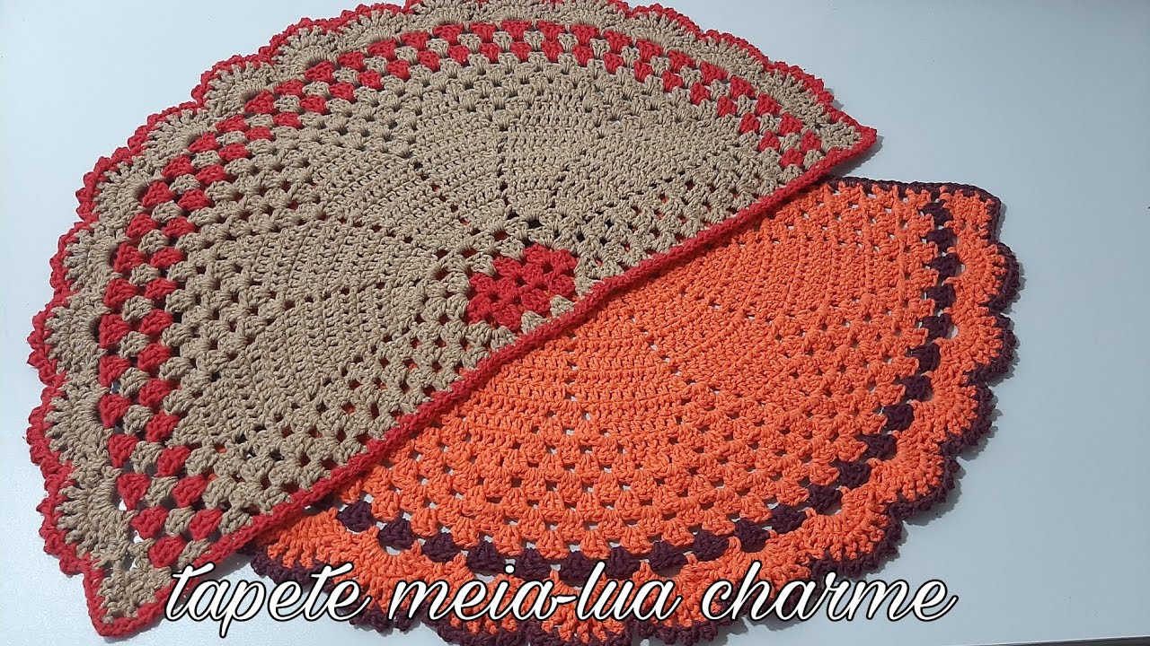 Tapete meia-lua com base oval em crochê charme passo a passo