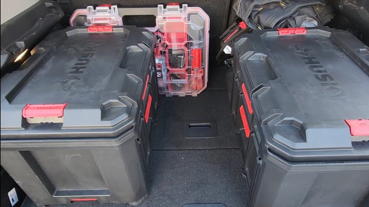 Комплект Husky Build-out с Milwaukee M18 и инструментами для желобов. Компактная ударная дрель и ...