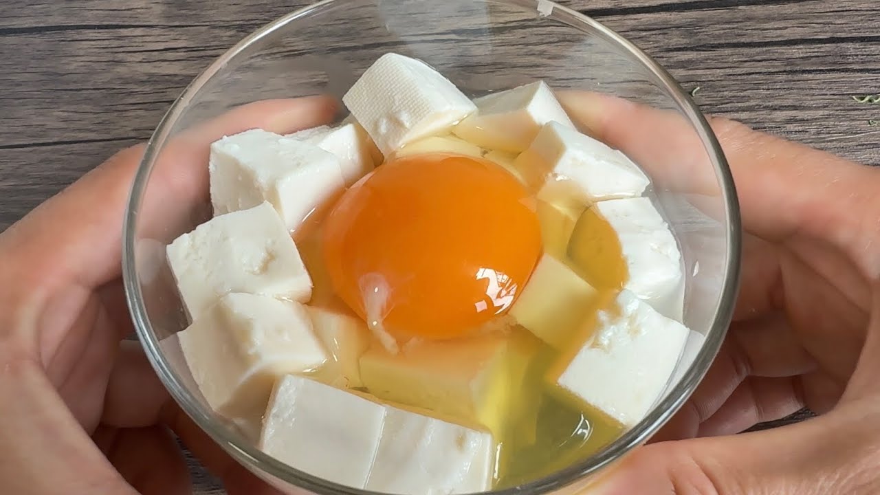 Tofu with eggs is so healthy! Easy, quick and delicious light recipe!