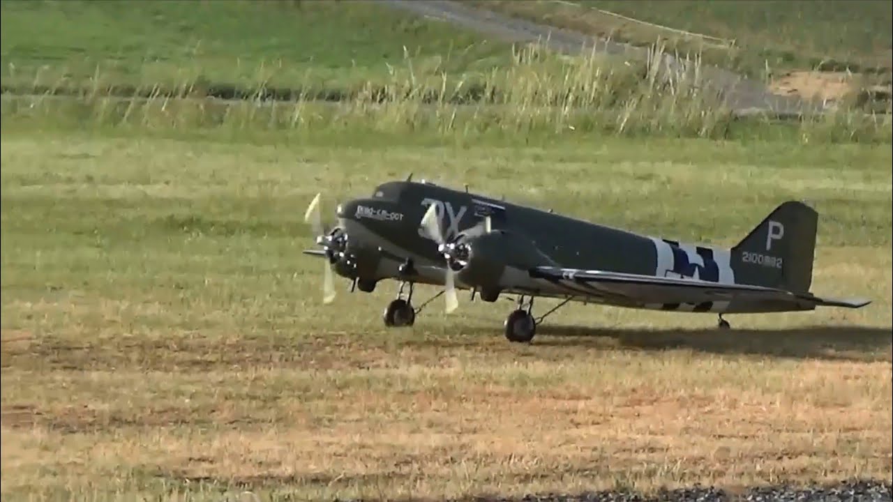 XXXL- Douglas DC-3 (3,9m) fligt Demonstration at LSG Braunfels