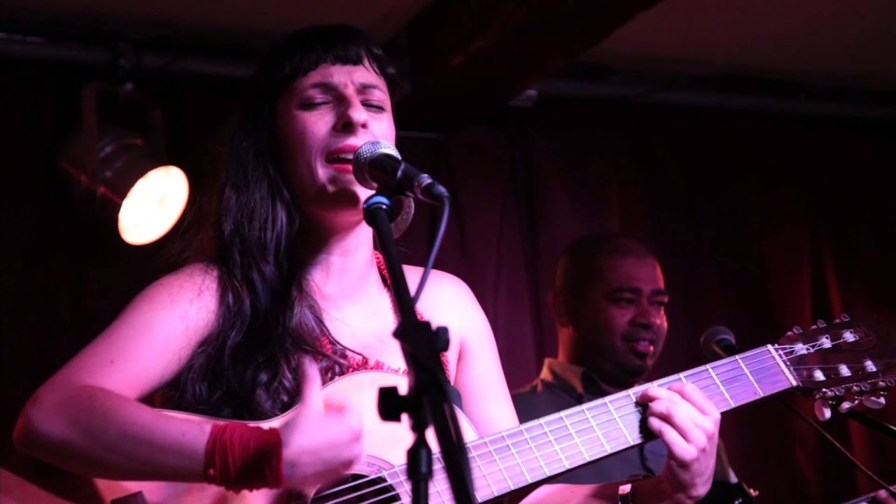 Trio La Gitana Tropical - Ashe