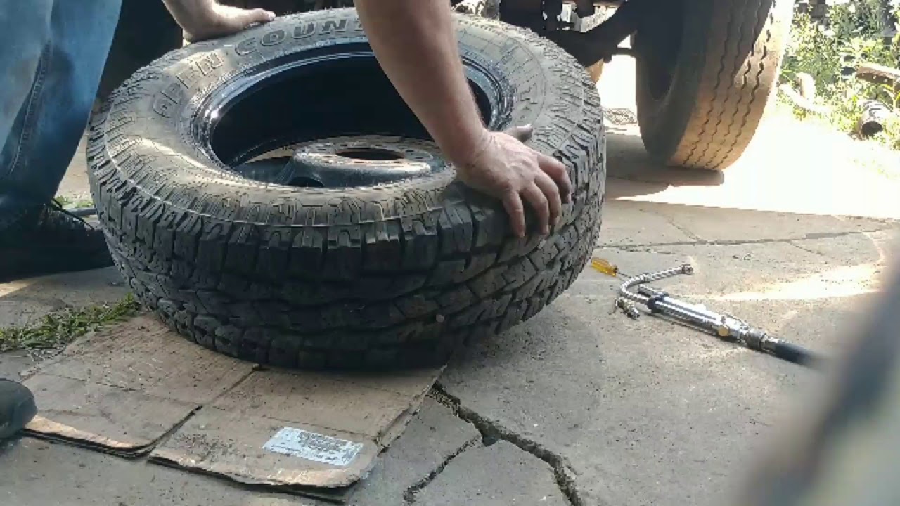 CHANGING DUALLY TIRES MANUALLY, ADDRESSING RIDICULOUS COMMENT