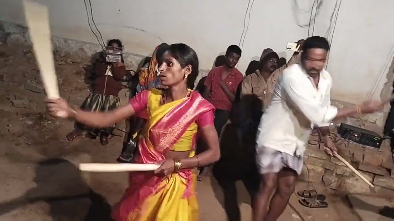 పాశం వారి పాలెం కోలాట బృందం | గురువు: నగిరి మడుగు ప్రసాద్ ఎనుముల వారి పల్లి 9177 037 921
