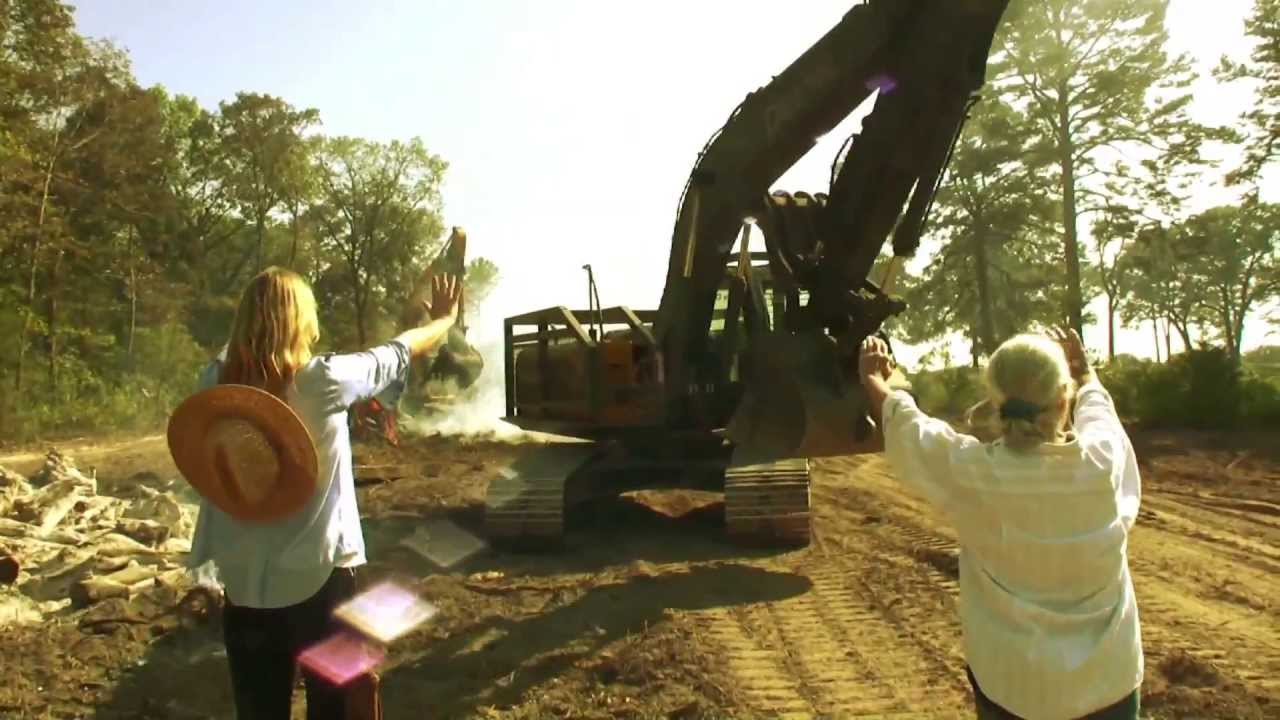 Daryl Hannah and Eleanor Fairchild Defend Fairchild Farms From Keystone XL